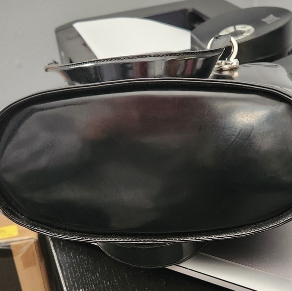 Vintage Salvatore Ferragamo Black Handbag - Picture 4 of 12